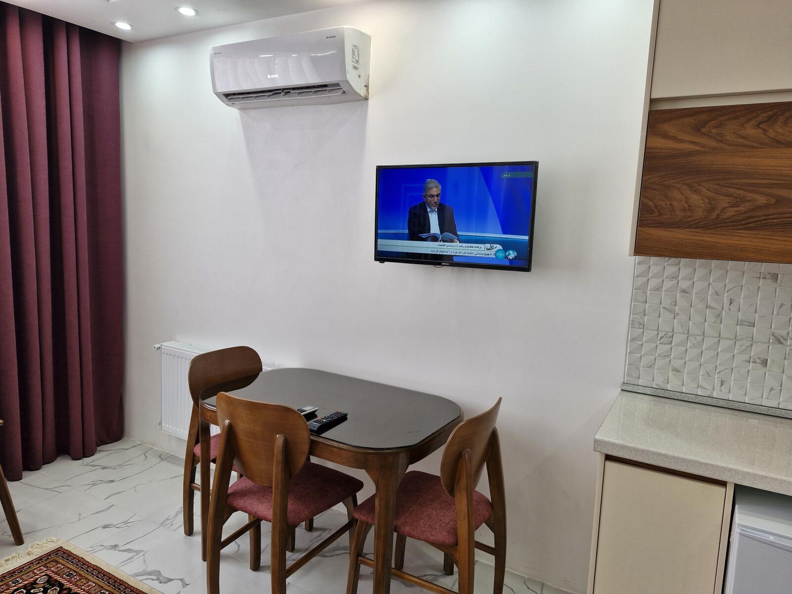 میز نهار خوری میز نهار خوری