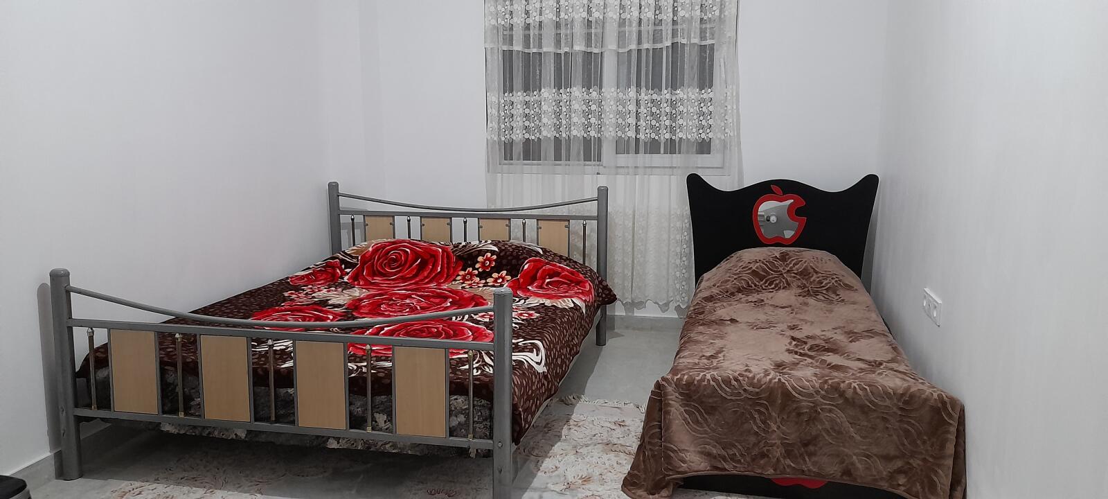 اتاق‌خواب ۱