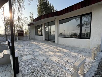 ویلای ساحلی سه‌خوابه نادر