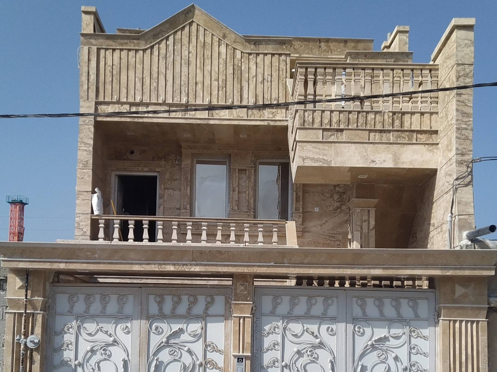 نمای بیرونی ساختمان