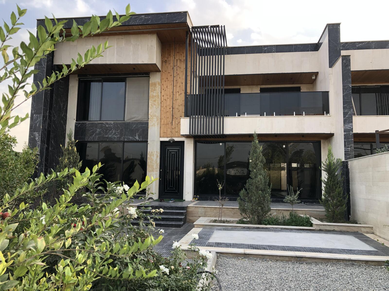 نمای ساختمان