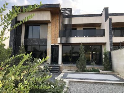 سه خواب شقایق