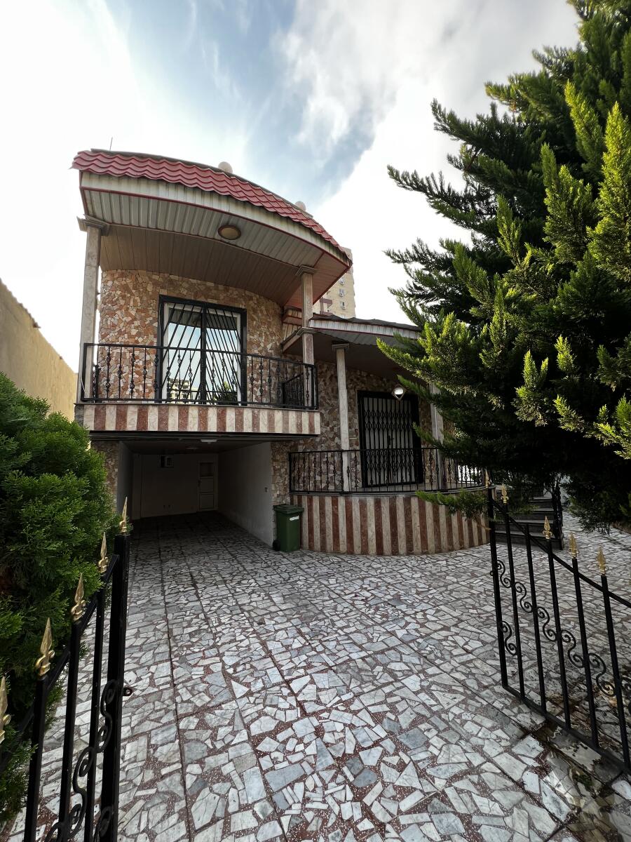 نمای ساختمان