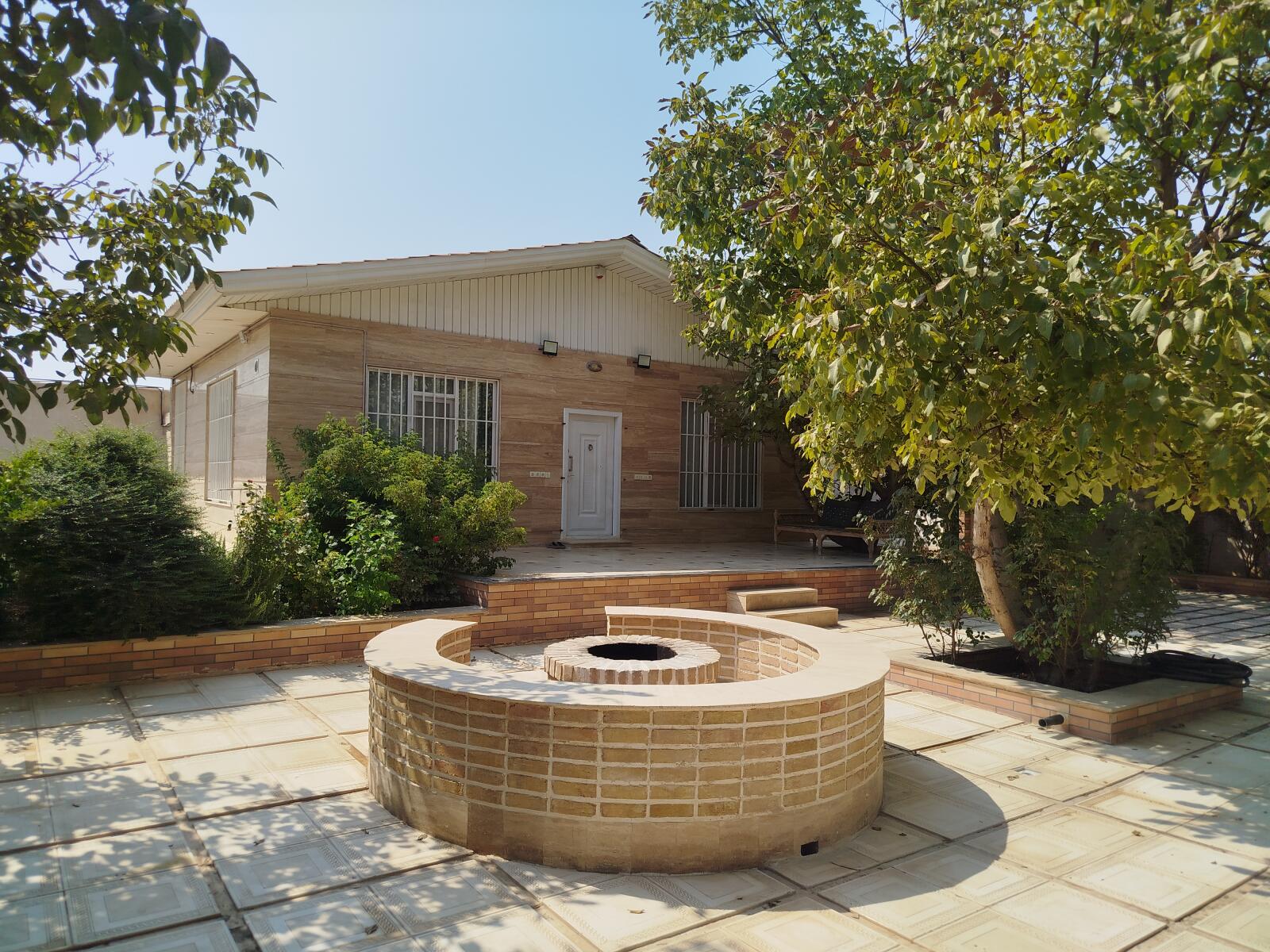 نمای ساختمان