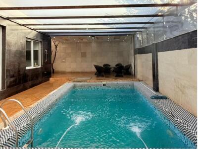 ویلا با استخر آبگرم "کندو" در ملارد