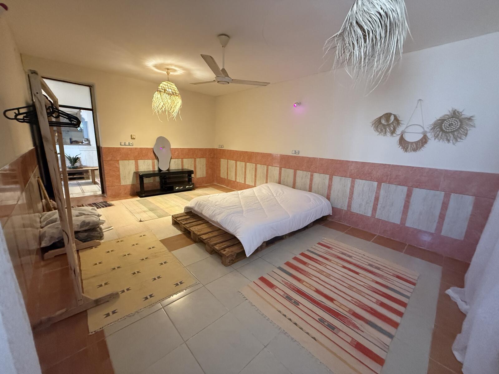 اتاق‌خواب ۱