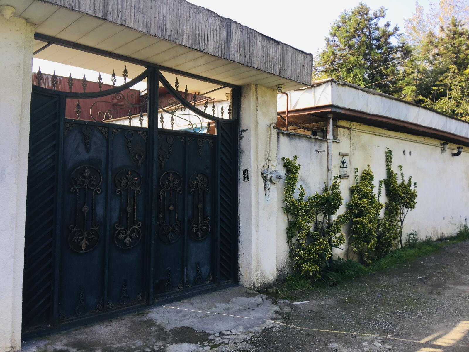 ورودی اقامتگاه ورودی اقامتگاه