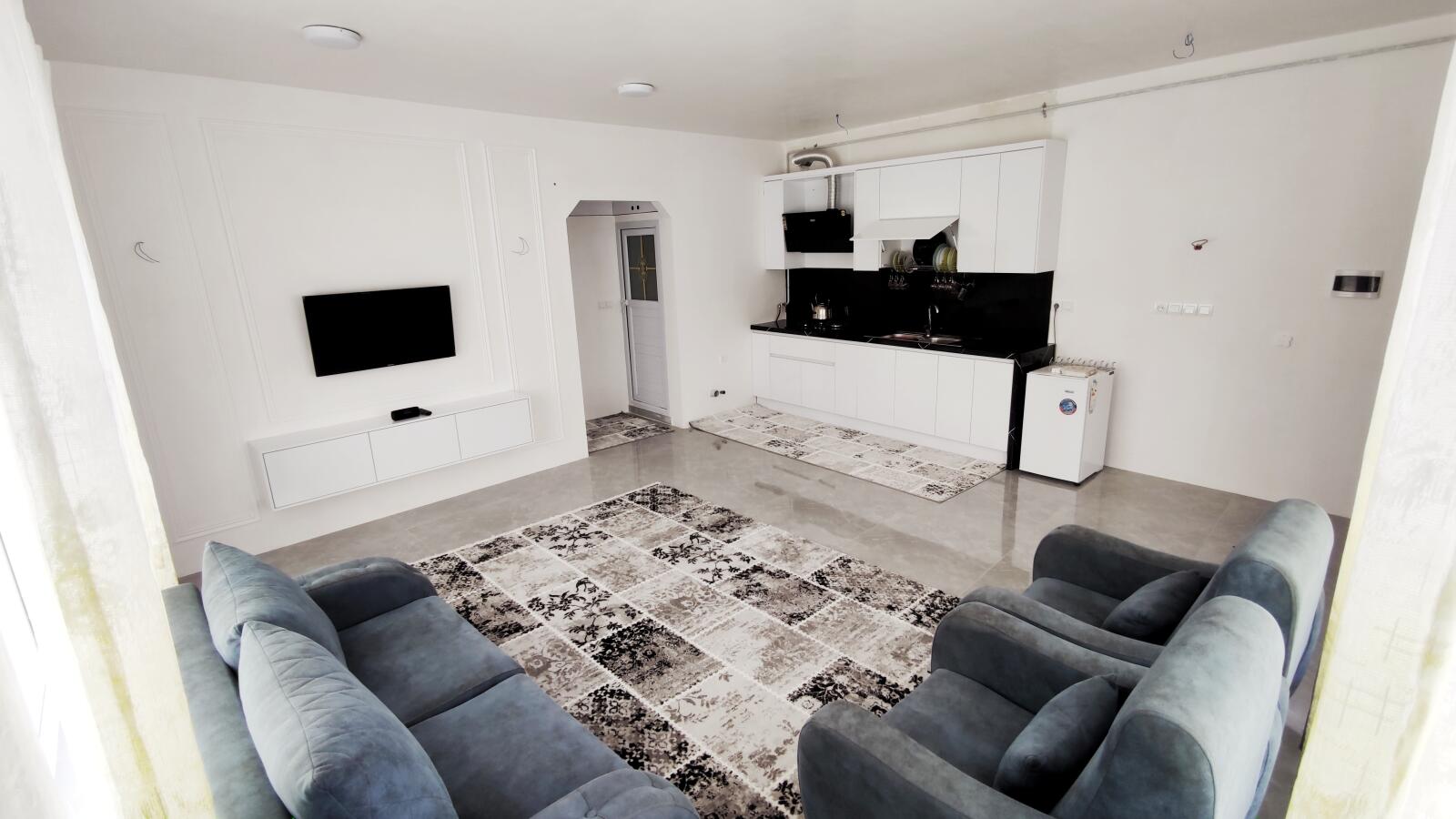 اتاق پذیرایی و آشپزخانه اتاق پذیرایی و آشپزخانه