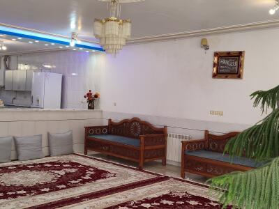 ویلای حیاط‌دار "مهر سرا" در اصفهان