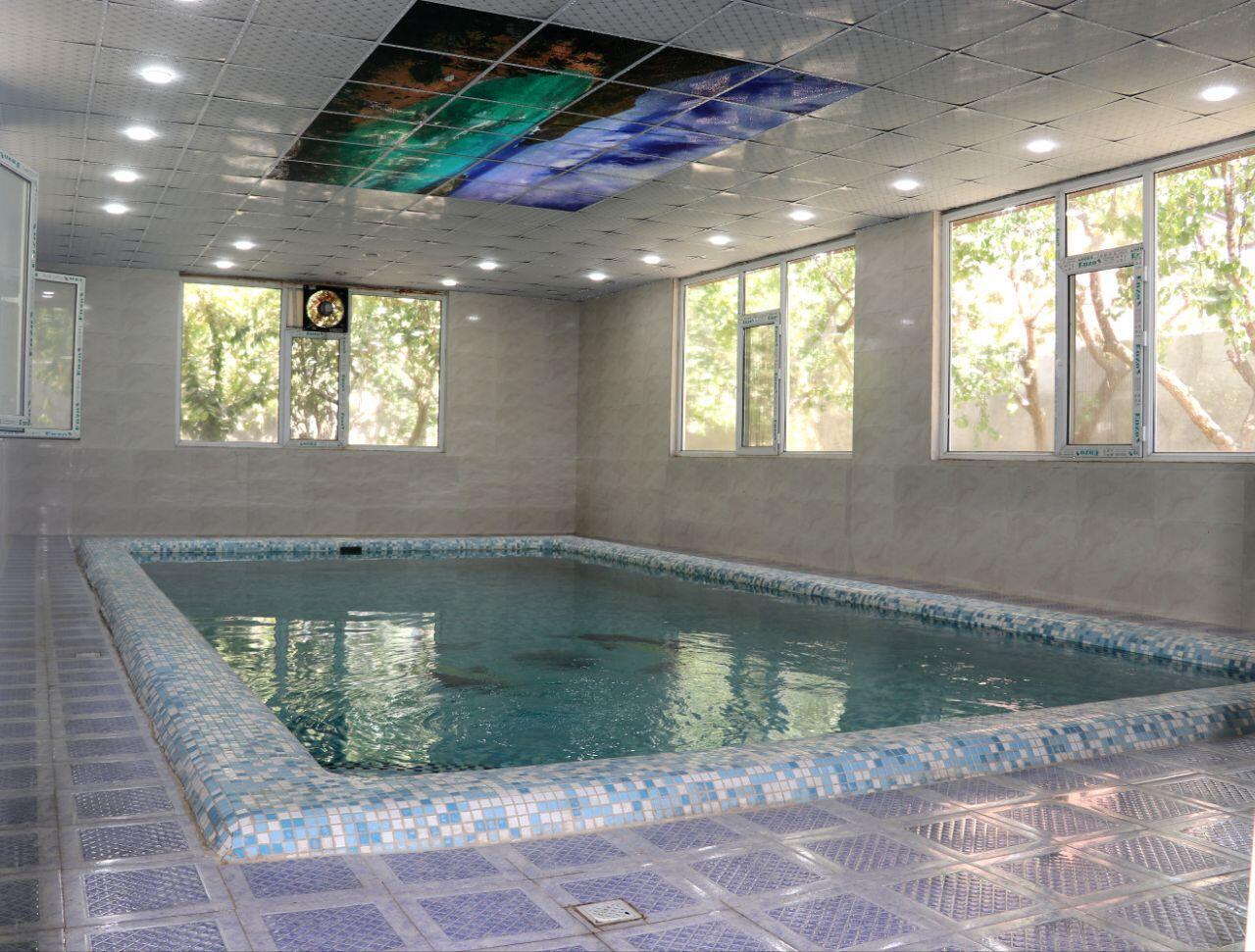 استخر استخر