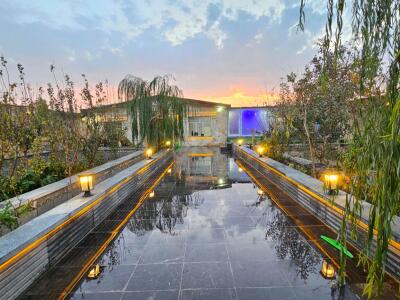 ویلا با استخر آبگرم "آیهان" در شهریار