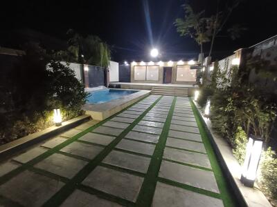 ویلای دو خوابه استخردار