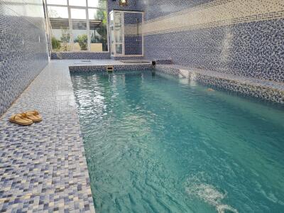 ویلا دو خوابه استخردار با بیلیارد رویال