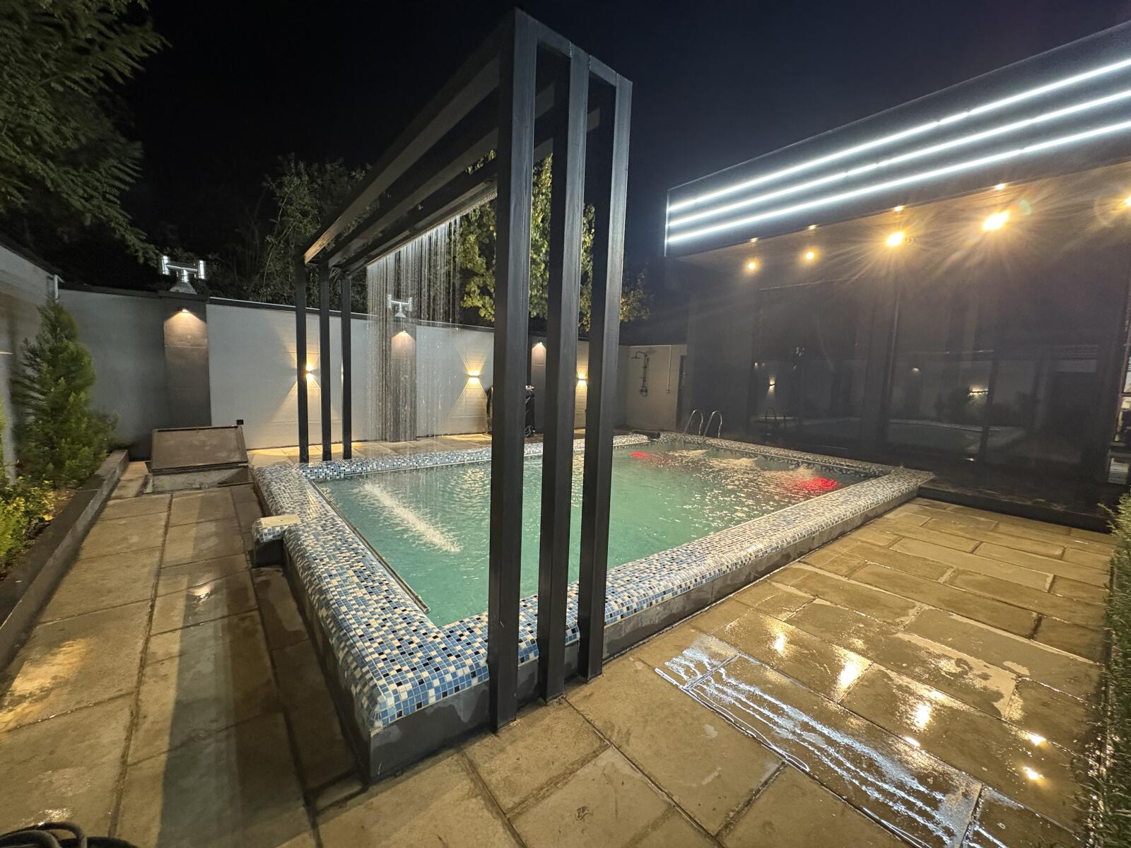 استخر استخر