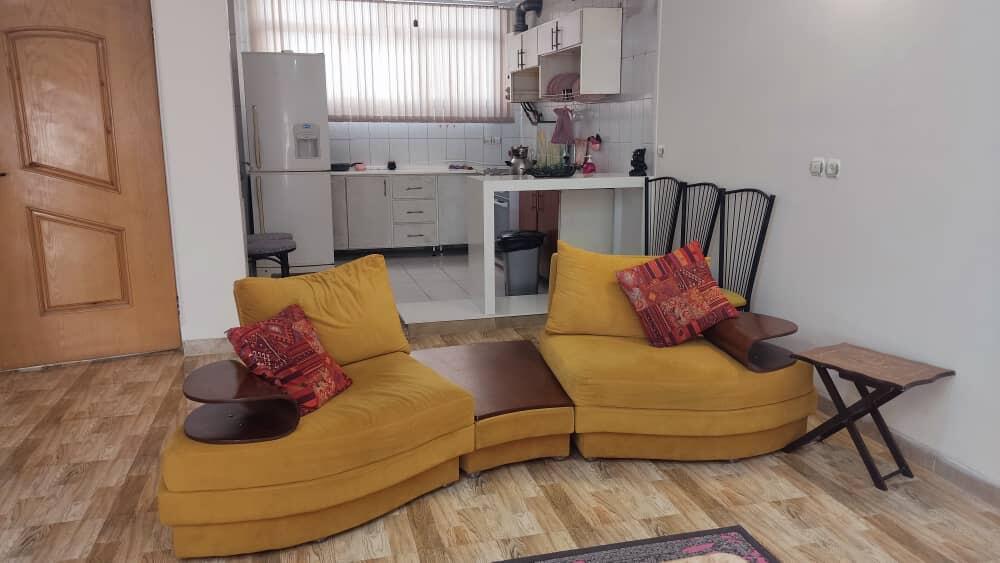 اتاق پذیرایی و آشپزخانه اتاق پذیرایی و آشپزخانه