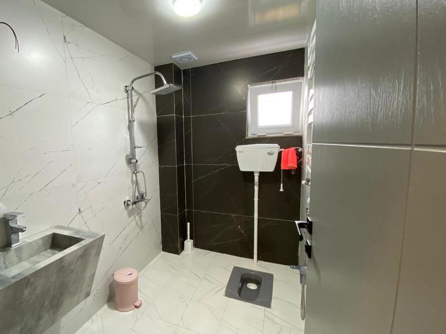 سرویس بهداشتی و حمام سرویس بهداشتی و حمام