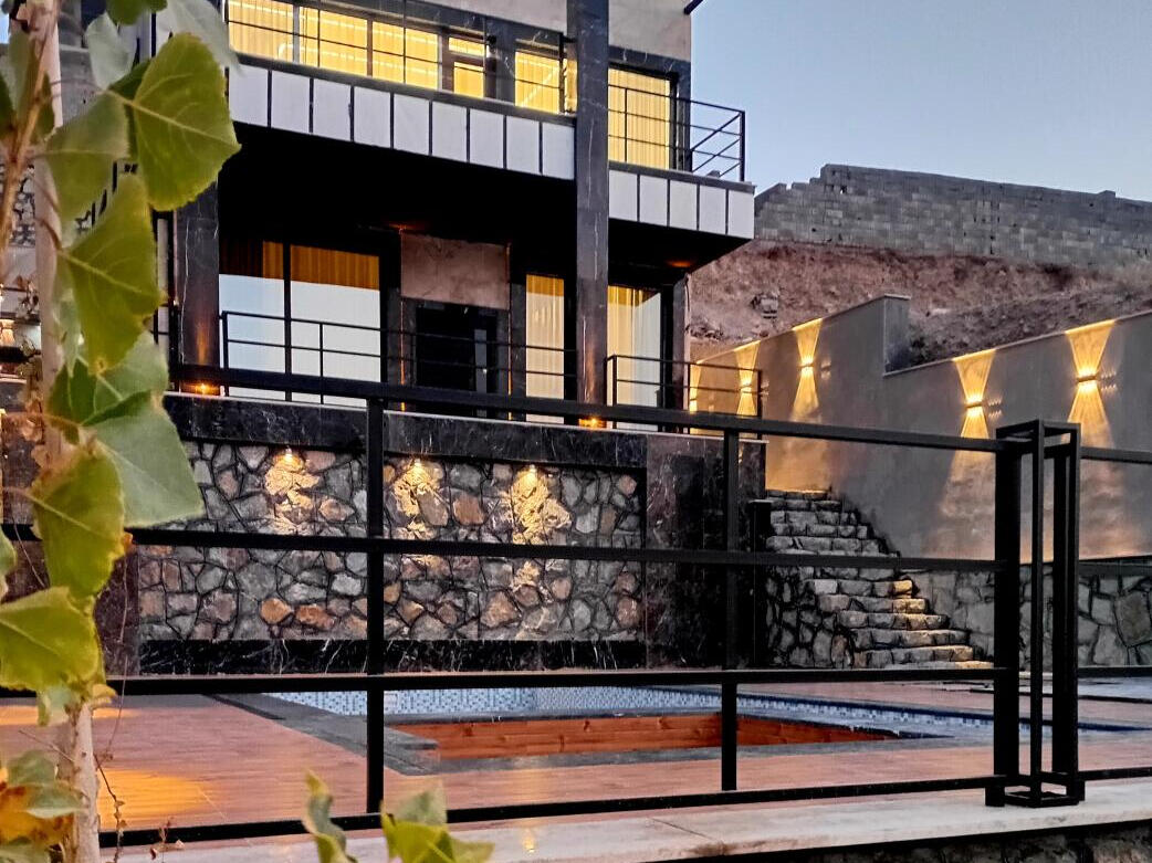 نمای ساختمان