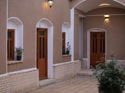 "اتاق ۲" اقامتگاه سنتی و بومگردی ننه کلثوم