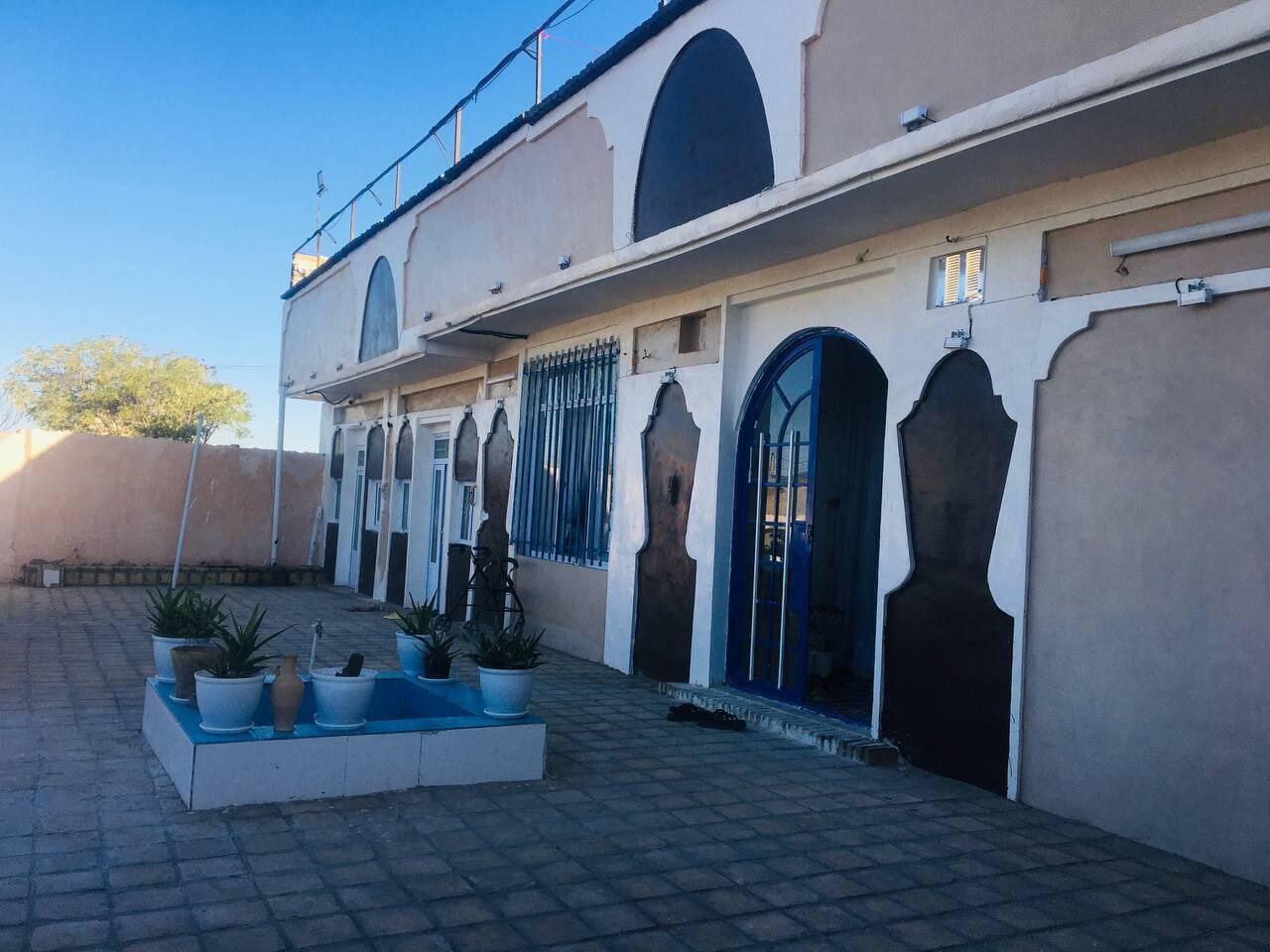 نمای بیرونی اقامتگاه