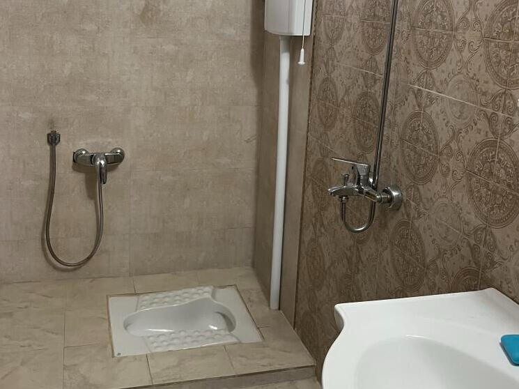 سرویس بهداشتی و حمام