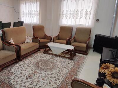 واحد دو خوابه تمیز "طبقه اول" در رشت