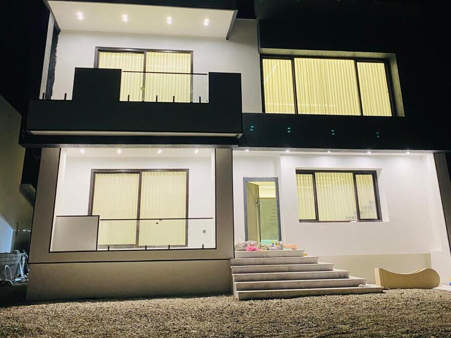 نمای ساختمان