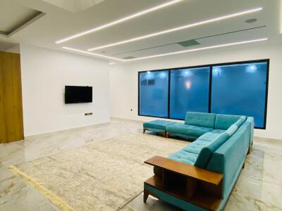 ویلا با استرخ آبگرم "هانی" در نوشهر