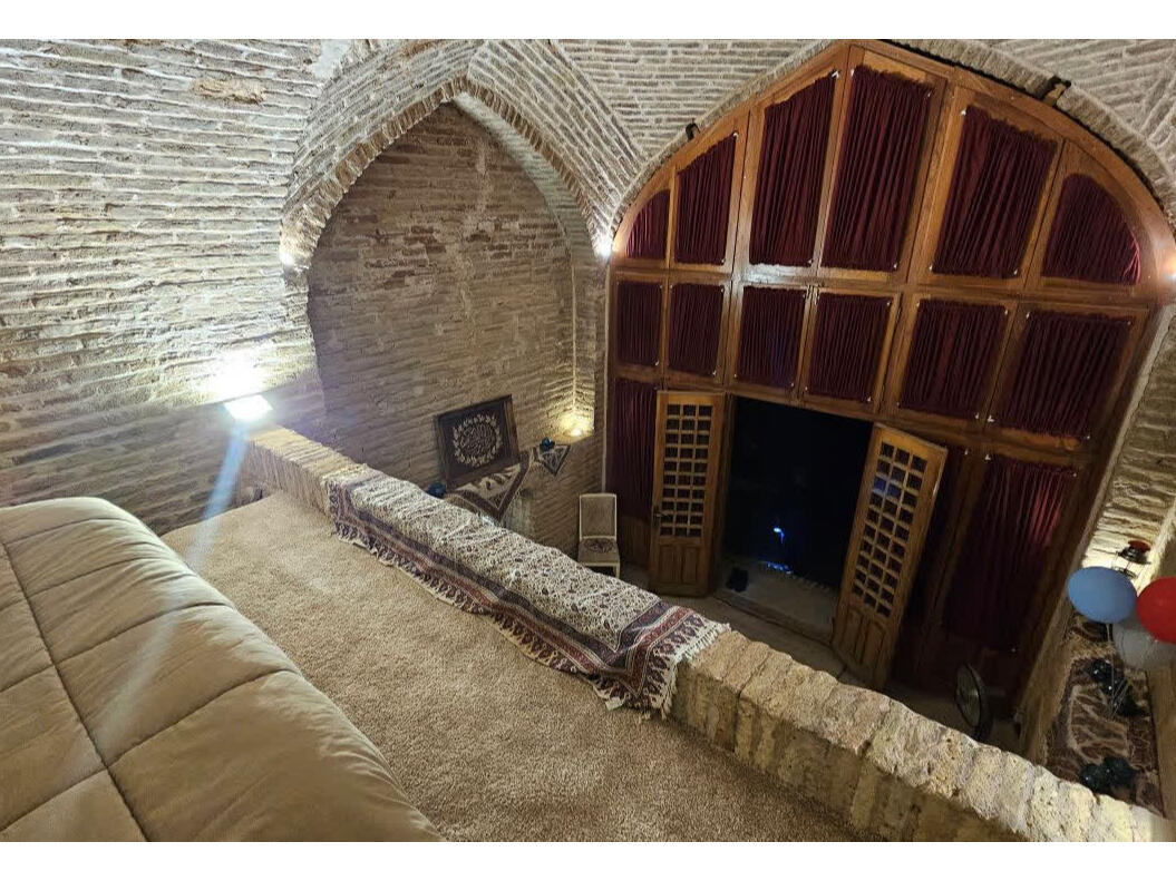 اتاق شاه نشین عمارت صفویه