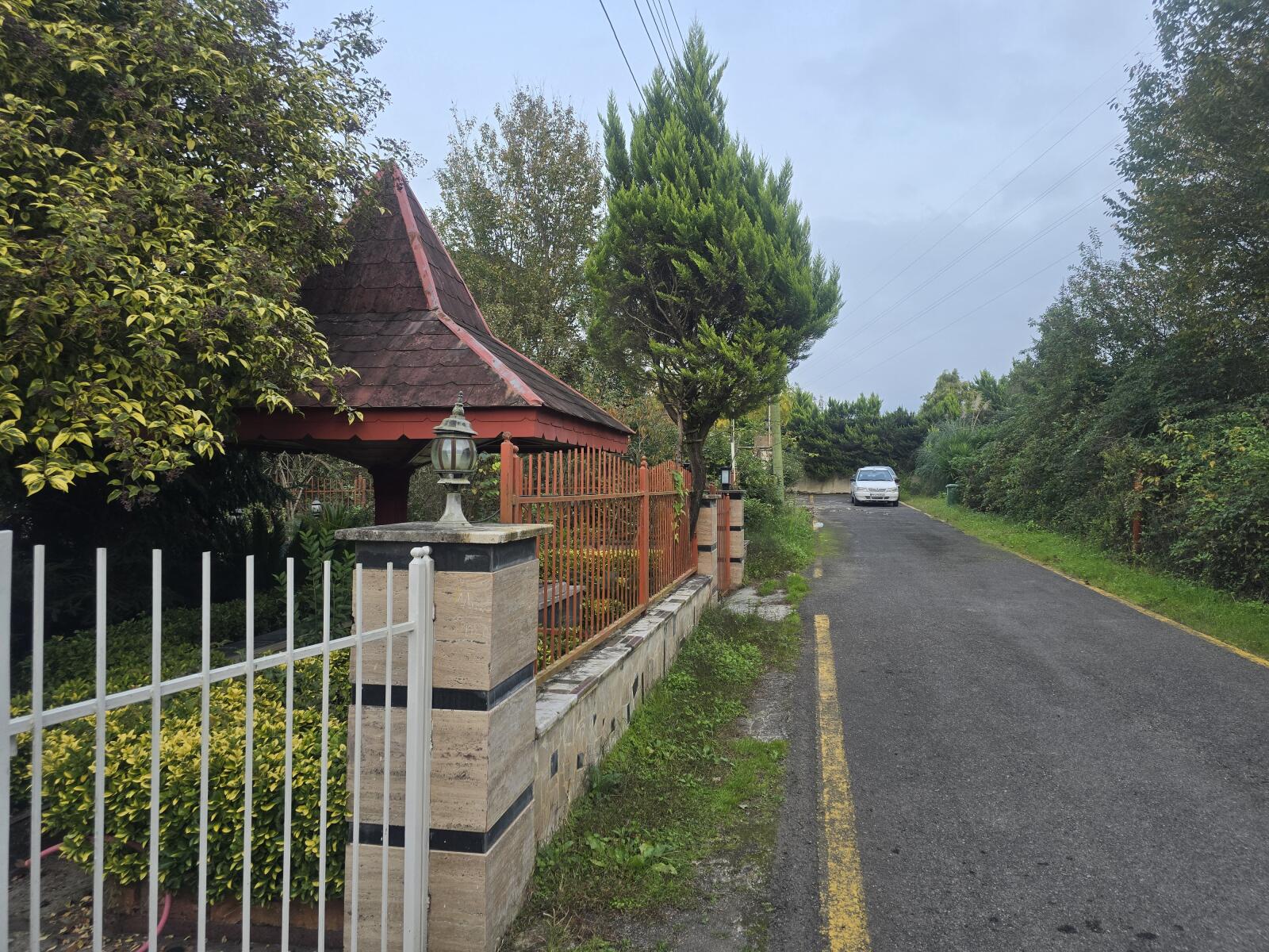 ورودی اقامتگاه ورودی اقامتگاه