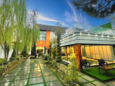 ویلا با استخر آبگرم "پینار" در کردان