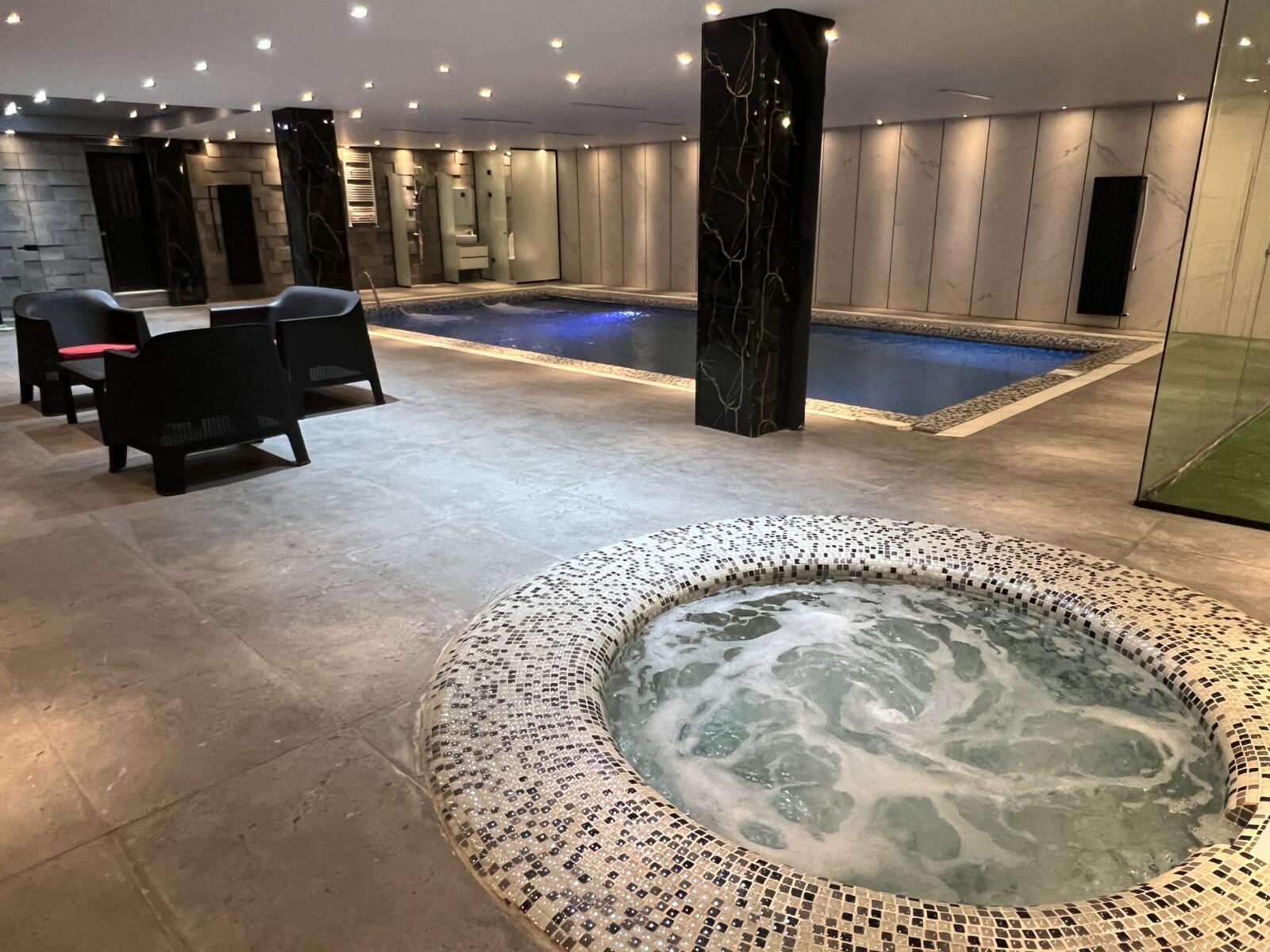 جکوزی جکوزی