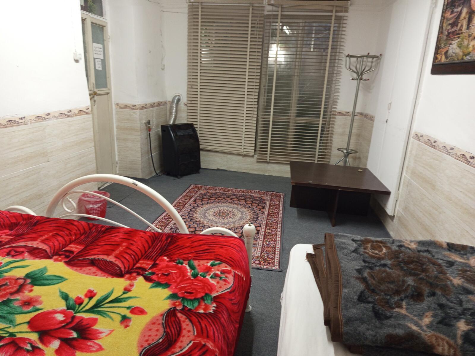 اتاق غیر مستر ۴ اتاق غیر مستر ۴