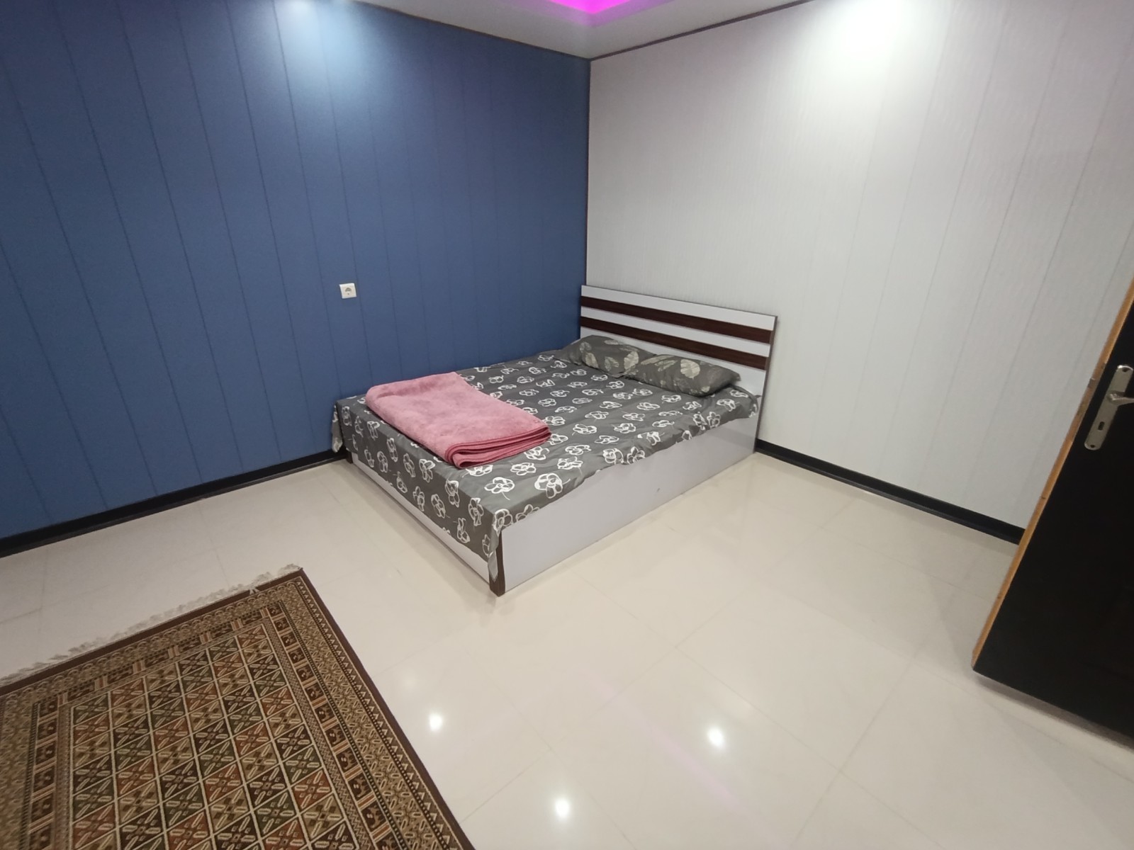 اتاق غیر مستر اتاق غیر مستر