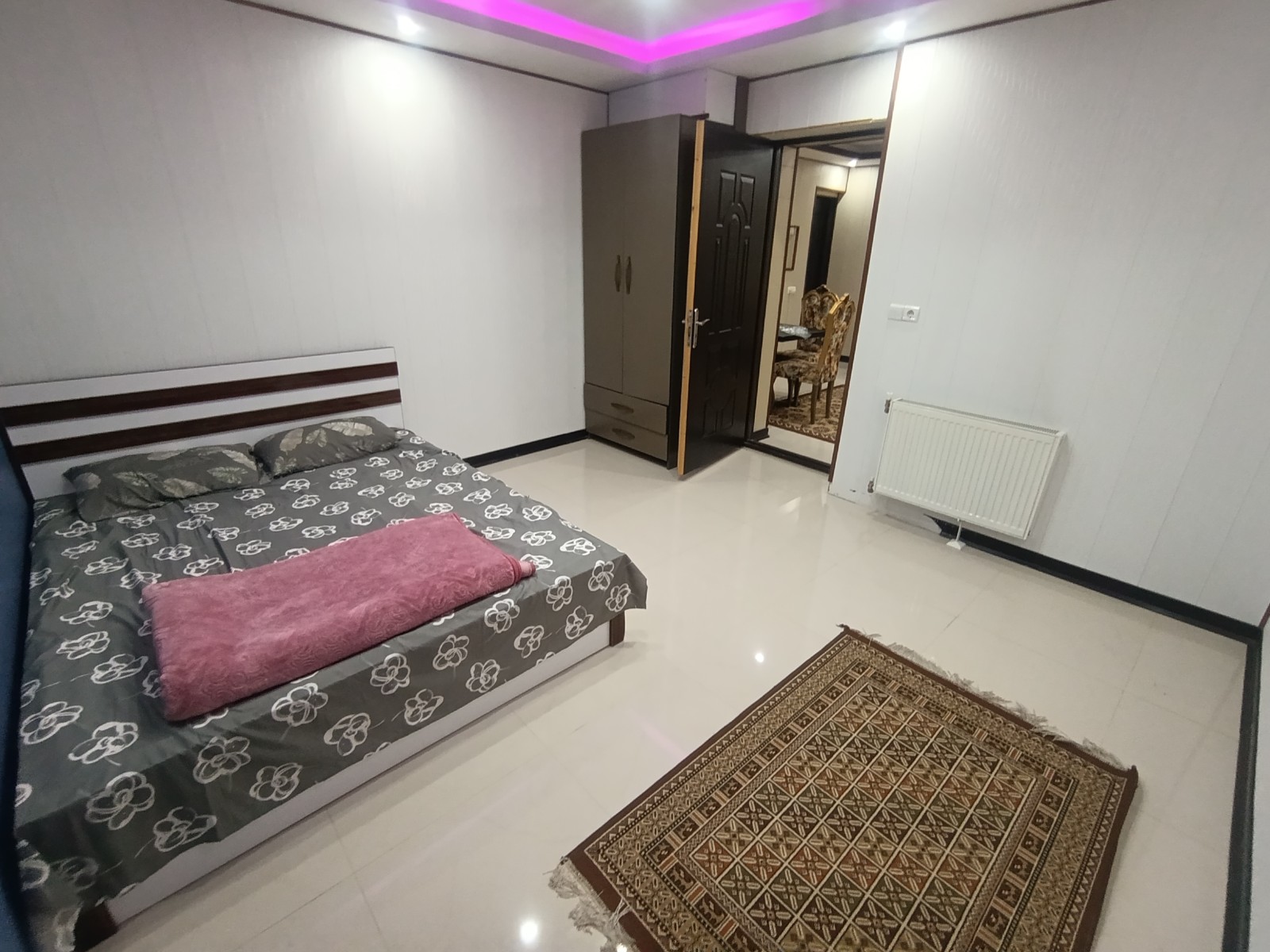 اتاق غیر مستر اتاق غیر مستر