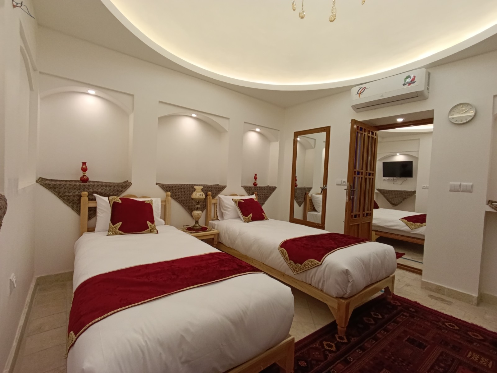 اتاق‌ غیر مستر