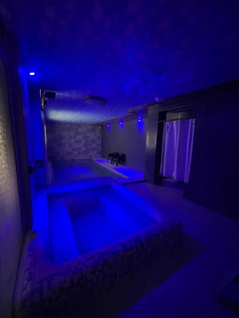 استخر و جکوزی استخر و جکوزی