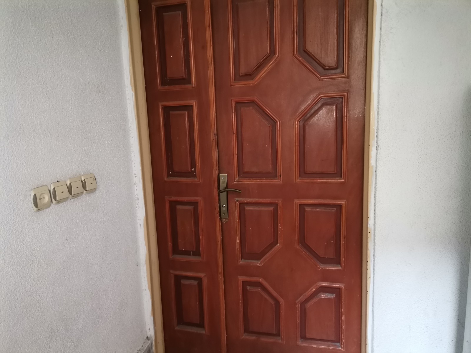 درب ورودی درب ورودی