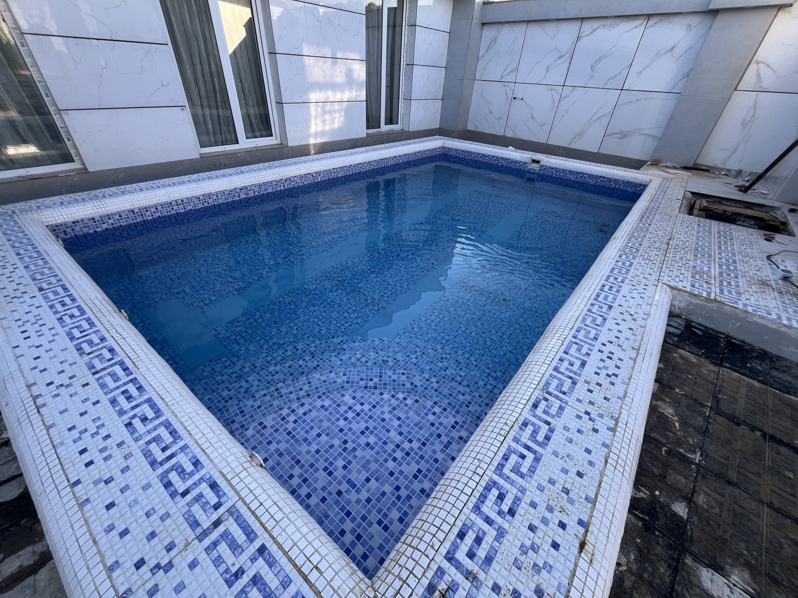 استخر