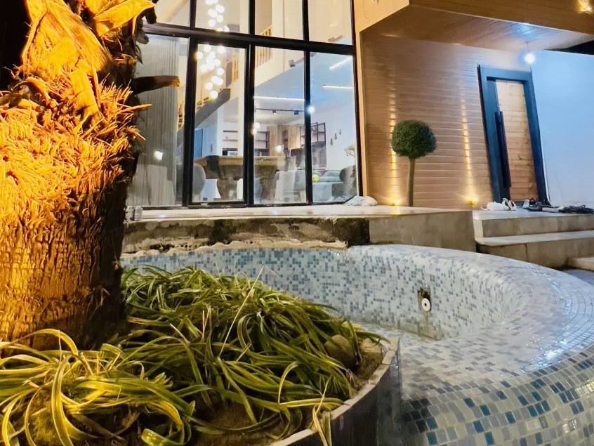 استخر استخر