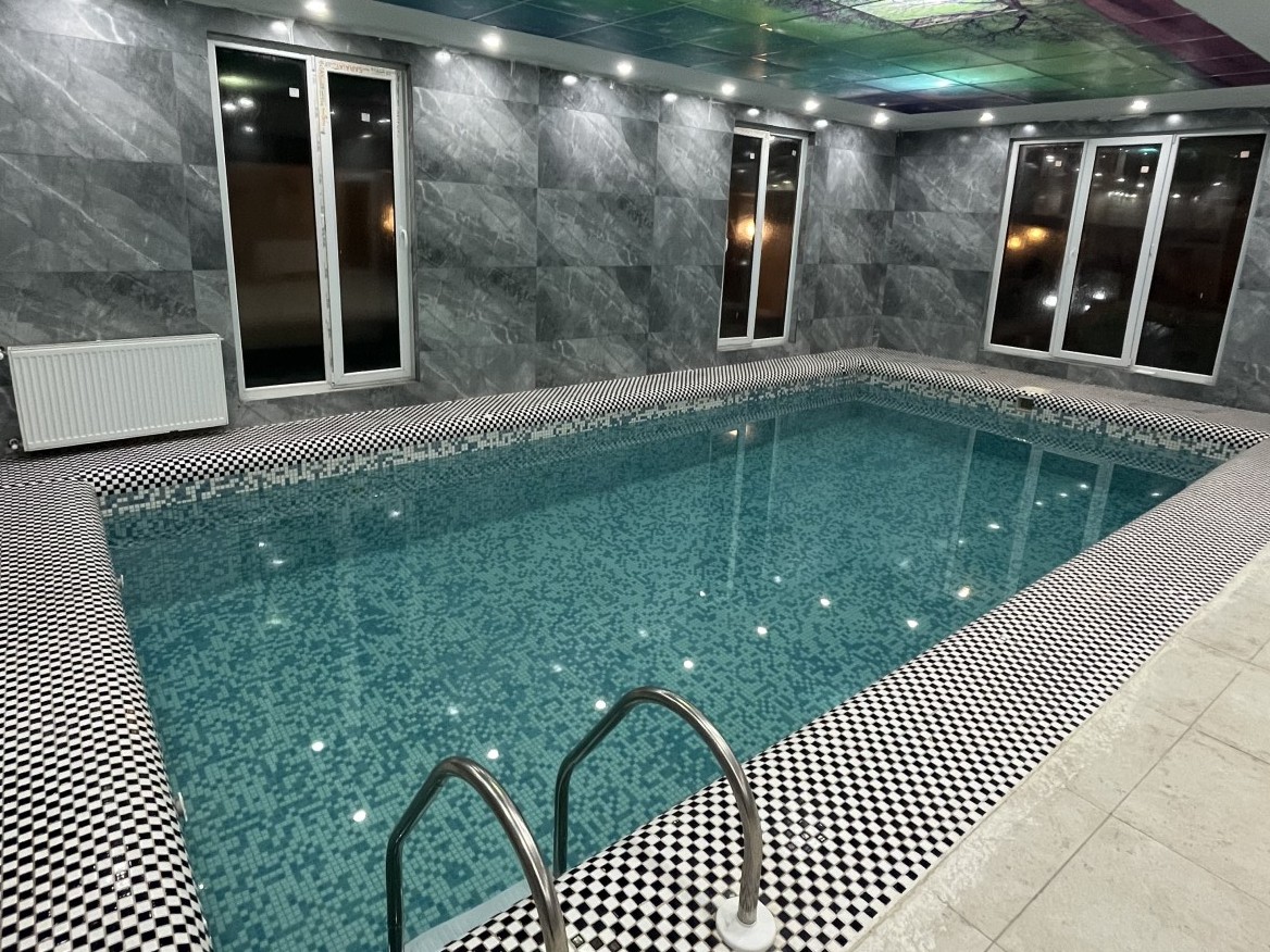 استخر استخر