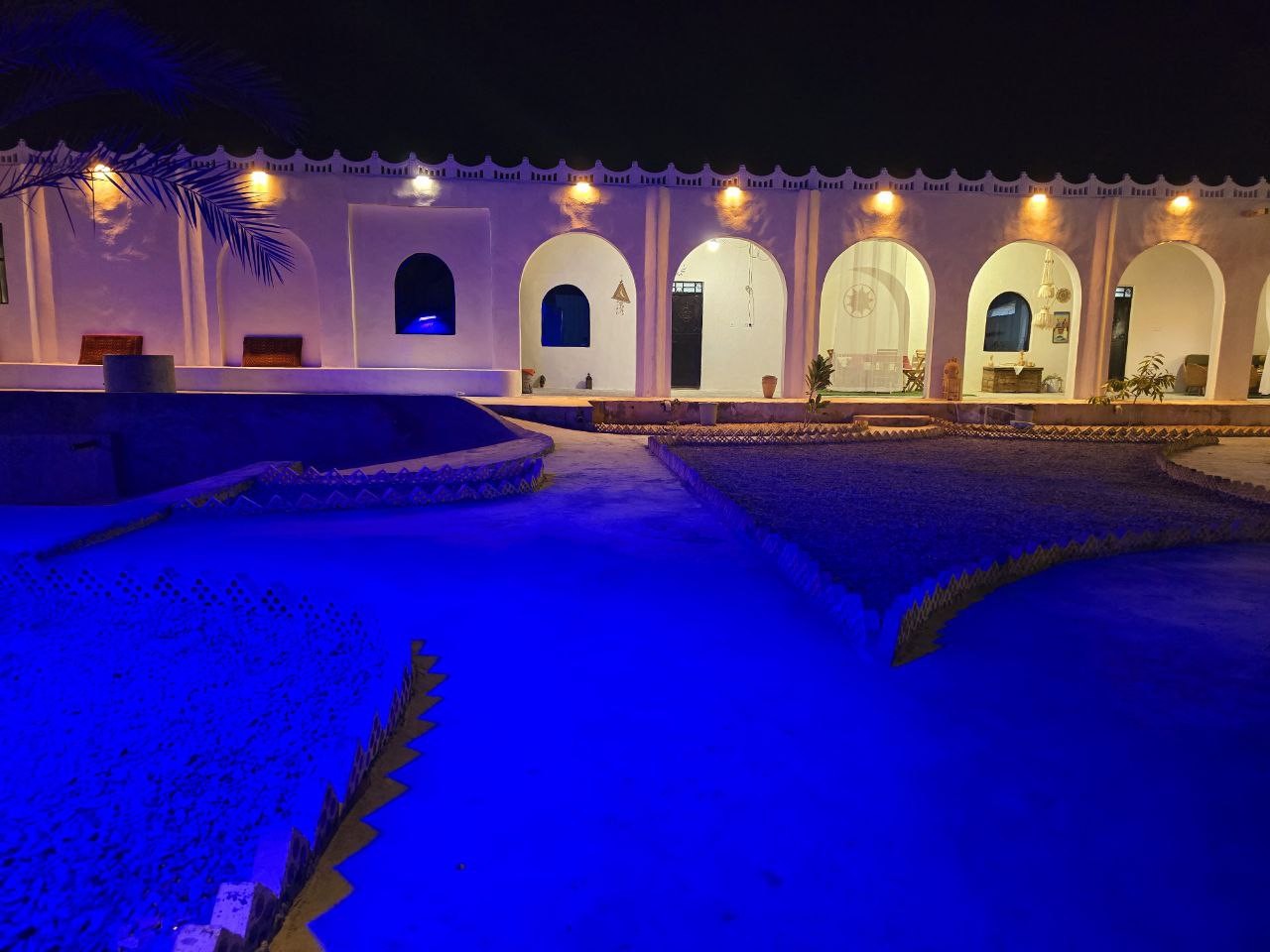 حیاط
