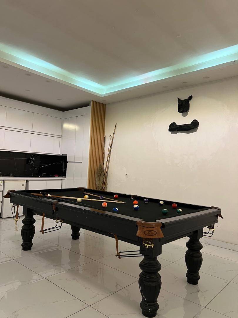 میز بیلیارد میز بیلیارد