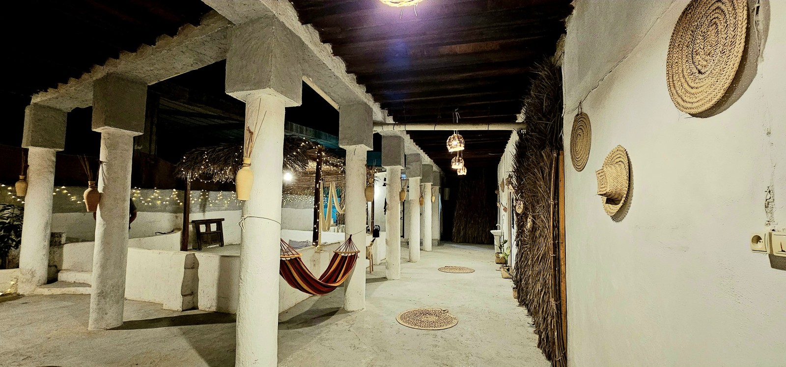 حیاط