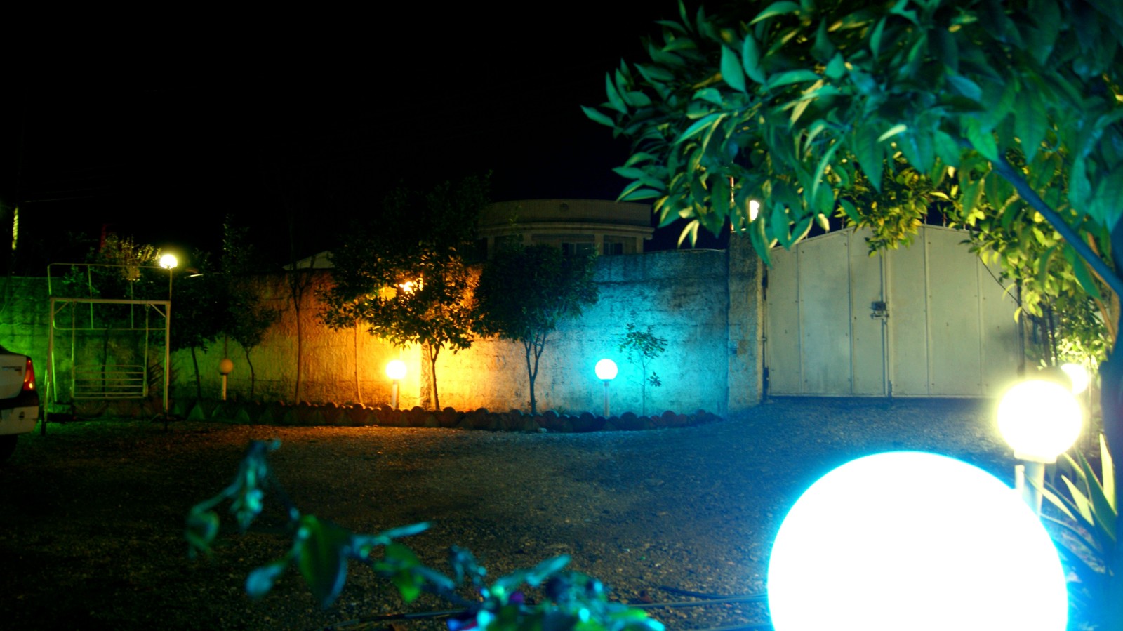 حیاط