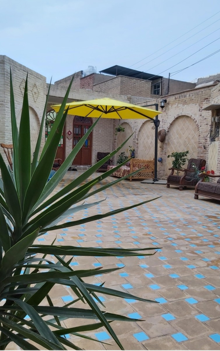 حیاط