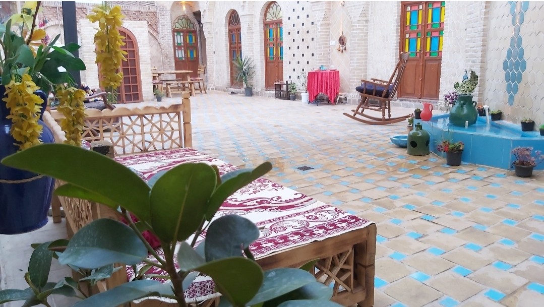 حیاط