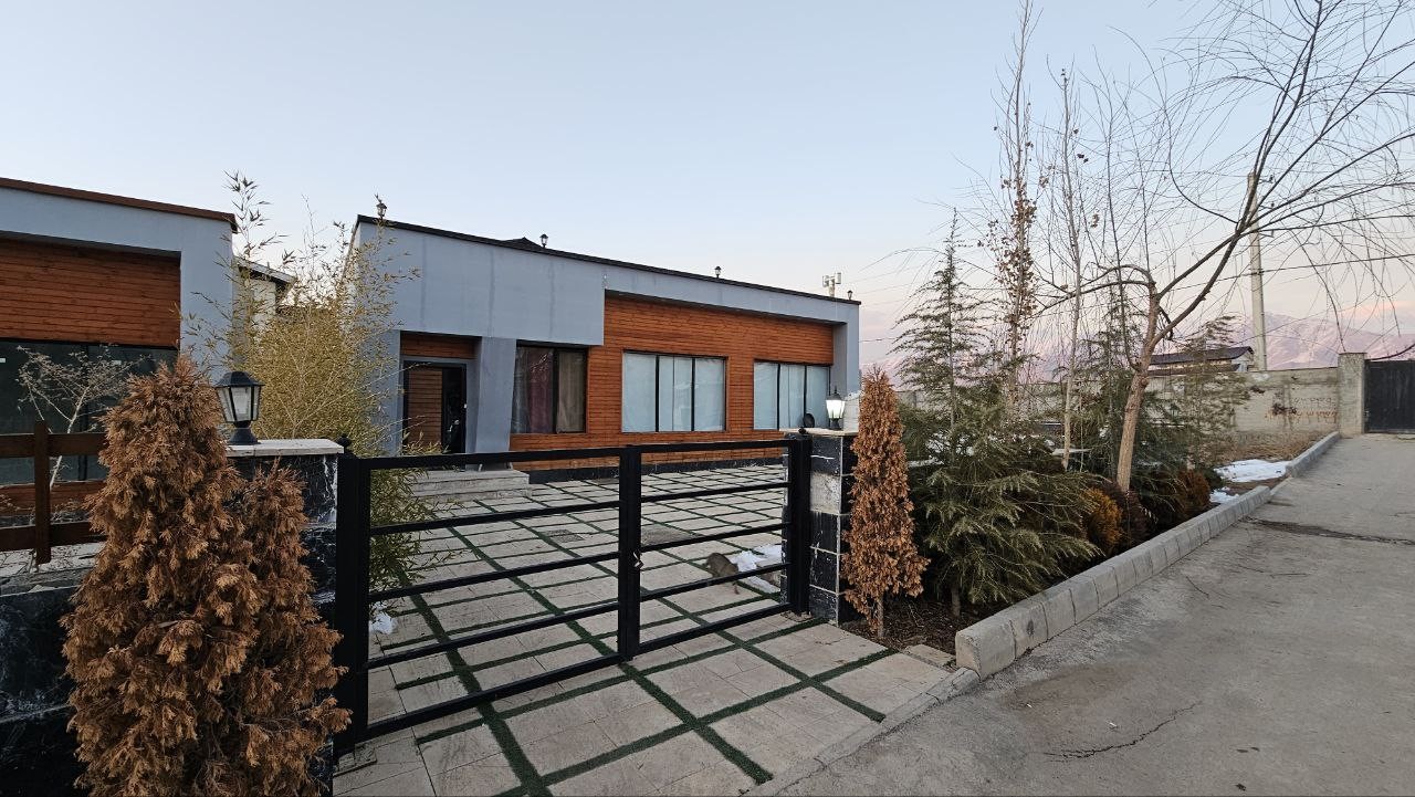 ورودی اقامتگاه ورودی اقامتگاه