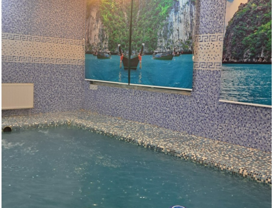 استخر استخر