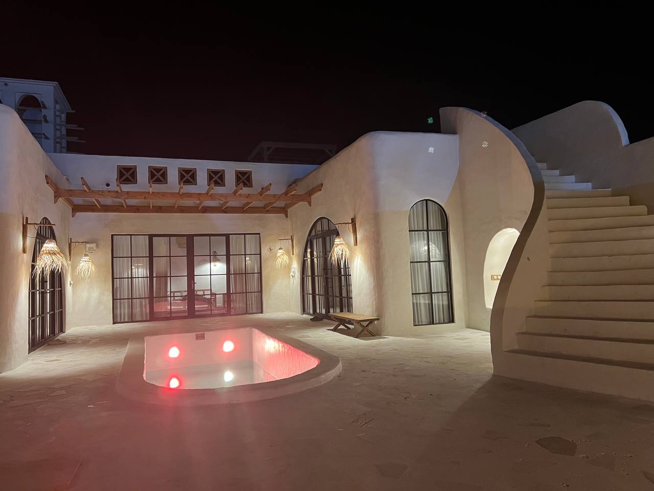 حیاط