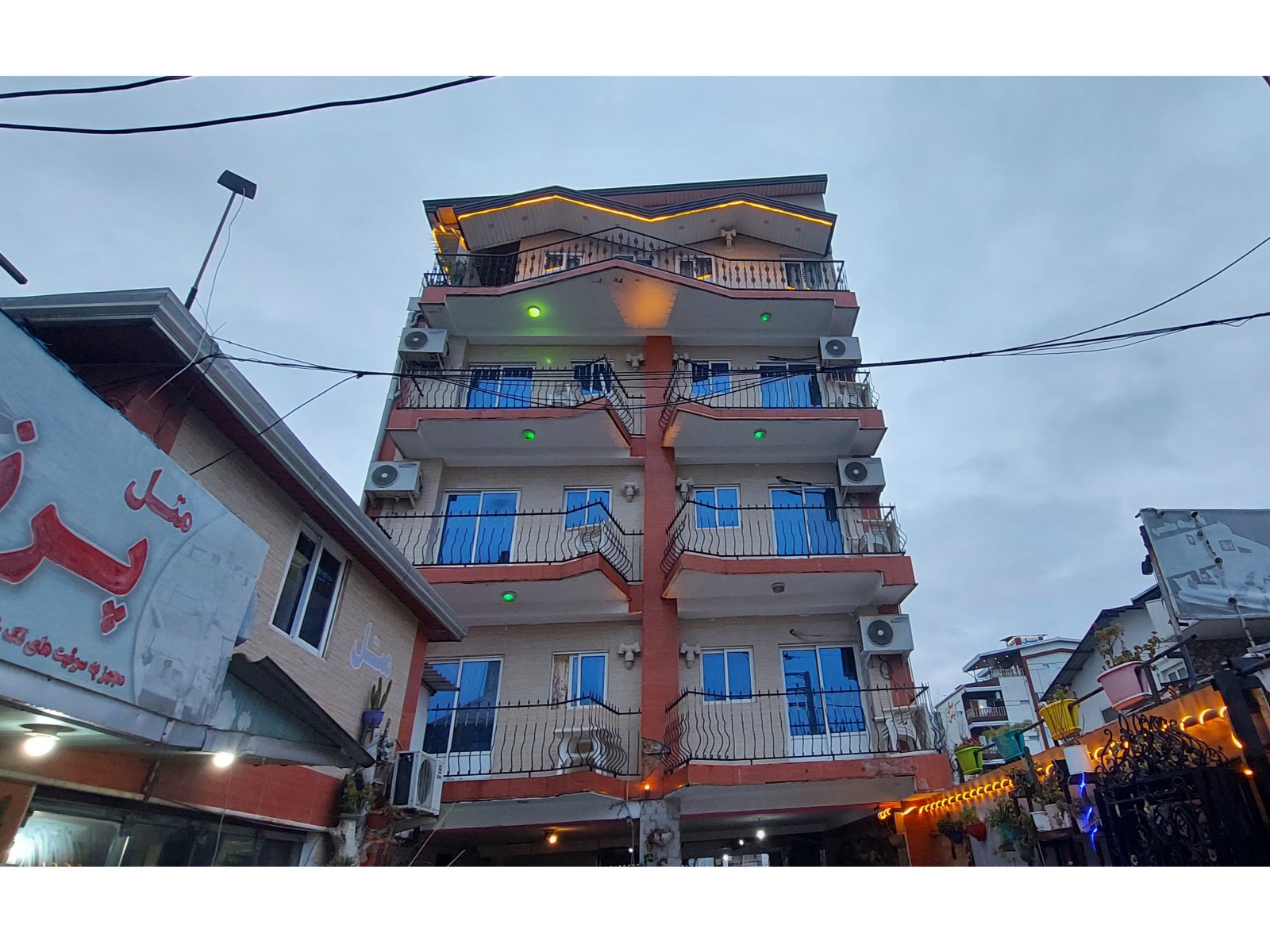 نمای ساختمان نمای ساختمان